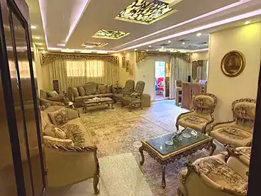 Apartments For sale in Mahmoud El-Isawy St., Miami, 165 sqm