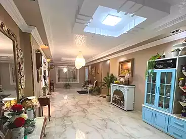 شقق للبيع في اللبيني، فيصل، 190 متر