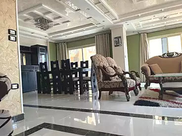 عقارات للإيجار في كارفور، المعراج العلوي، 215 متر