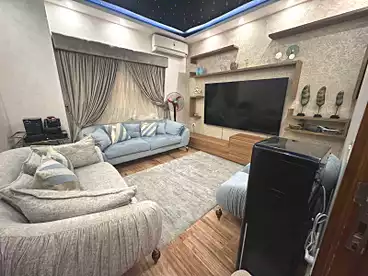 Private للبيع في شارع 2، الحي الثاني، 264 متر