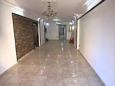 Apartments For sale in Gamal Abdel Nasser St., El Mandara, 165 sqm