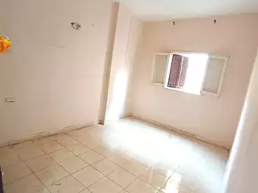 Apartments For sale in Ismael Kamel St., Helwan El Sharkeya, 90 sqm
