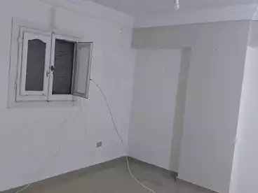شقق للبيع في شارع أبو قير - طريق الحرية، جناكليس، 140 متر