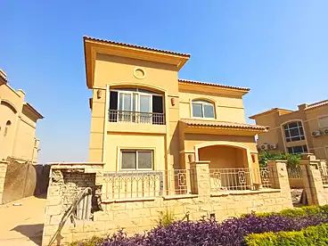 Villas For sale in Stone Park Compound - Roaya, Compounds in New Cairo, 240 sqm
