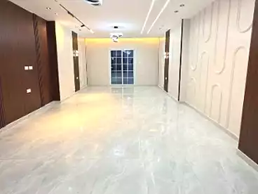 شقق للبيع في اللبيني، فيصل، 160 متر
