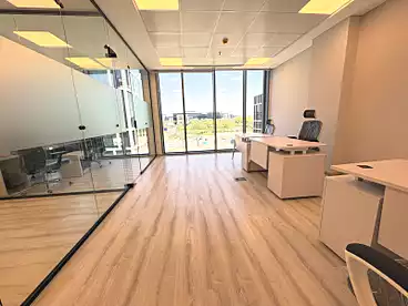مكاتب للإيجار في مول ذا بوديوم - كمبوند كايرو فيستيفال سيتي، كمبوند كايرو فيستيفال سيتي - الفطيم، 96 متر