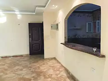 شقق للإيجار في الحي الأول، الهضبة الوسطى، 175 متر