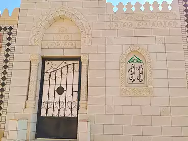 Grave For sale in طريق الواحات, 6th of October, 40 sqm