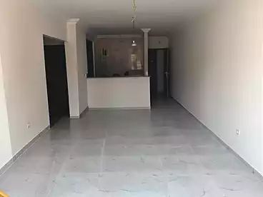 شقق للبيع في محرم بك، الاسكندرية، 125 متر
