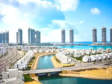 شاليهات للبيع في منتجع مزارين - سيتي ايدج، منتجعات العلمين الجديدة، 128 متر