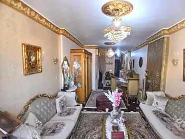 شقق للبيع في محرم بك، الاسكندرية، 140 متر