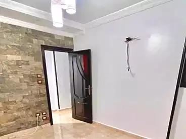 Apartments For sale in Gamal Abdel Nasser St., El Mandara, 150 sqm