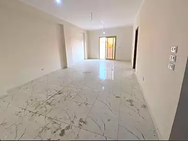 شقق للإيجار في شارع المجزر الالي، اللبيني، 100 متر