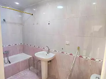 شقق للبيع في شارع جمال عبد الناصر، سيدي بشر بحري، 100 متر