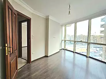 Offices For rent in El Merag El Elwy, Zahraa El Maadi, 220 sqm