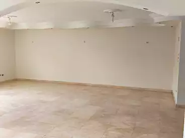 Apartments For sale in Mohamed Hassanein Heikal St., Nasr City, 225 sqm