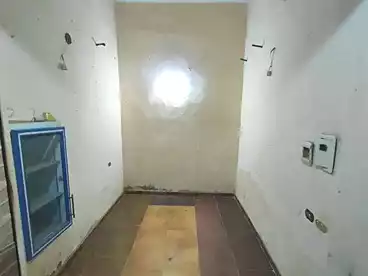 Commercial For sale in Street 16 El Eslah, El Falki, 12 sqm