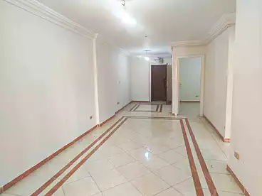 شقق للبيع في المندرة بحري، المندرة، 100 متر