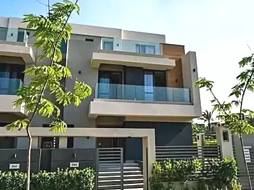 Villas For sale in El Patio Town Compound - La Vista, Compounds in New Cairo, 274 sqm