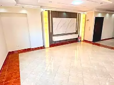 شقق للبيع في شارع محمود العيسوي، ميامي، 150 متر