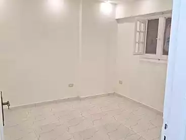 Apartments For sale in El Mandara Bahri, El Mandara, 130 sqm