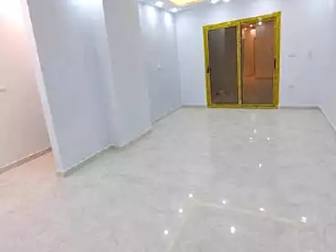 شقق للبيع في البيطاش، العجمي، 130 متر