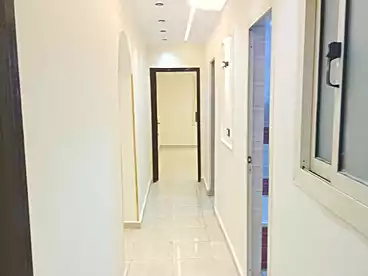 شقق للبيع في الهانوفيل، العجمي، 100 متر