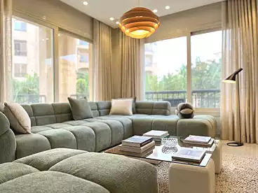 Apartment with Garden For rent in Stone Residence - PRE, Compounds in New Cairo, 220 sqm