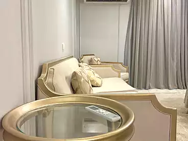شقق للبيع في الحي السادس عشر، الشيخ زايد، 160 متر