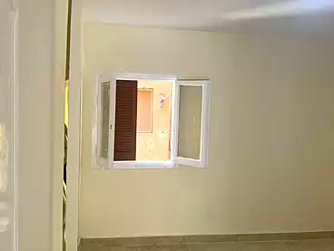 عقارات للبيع في المجاوره الرابعه، الحي الثالث عشر، 97 متر