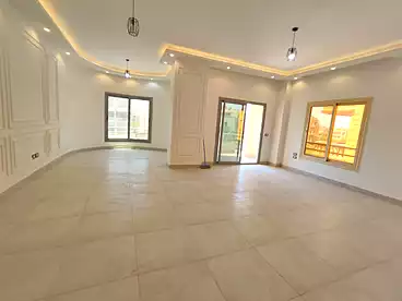 شقق للبيع في شارع عمرو بن العاص، جنوب الاكاديميه (هـ)، 200 متر