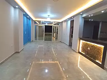 شقق للإيجار في شارع المجزر الالي، اللبيني، 160 متر
