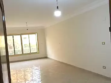 عقارات للبيع في شارع أحمد مخيمر، النزهة، 135 متر