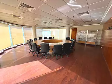 Administrative For rent in Southern 90th St., 90th Street, 934 sqm