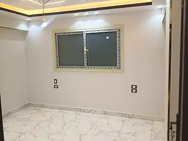 Apartments For sale in El Eshrein St., Ain Shams El Sharkia, 125 sqm
