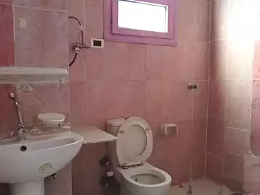 شقق للبيع في شارع محمود العيسوي، سيدي بشر بحري، 130 متر