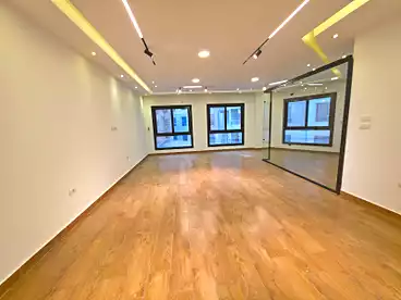 Administrative For rent in Rayhanah Plaza - Morshedy Group, Compounds in Maadi, 200 sqm