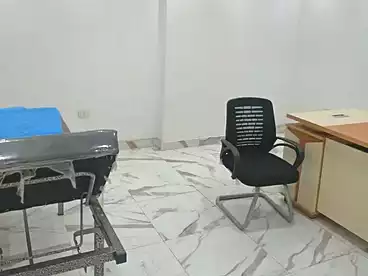 تجاري للبيع في شارع مكرم عبيد، مدينة نصر، 280 متر