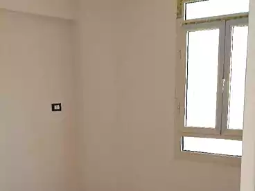 عقارات للإيجار في شارع ملك حفني، المندرة، 60 متر