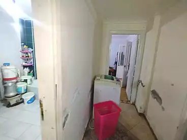 Apartments For sale in El Kholafaa El Rashdeen St., El Hanouvel, 130 sqm