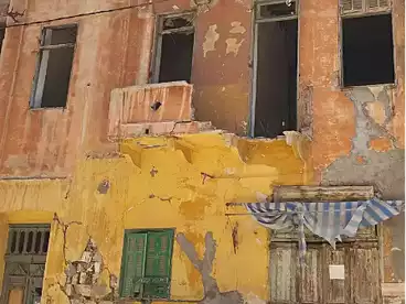 Building For sale in Ragheb Pasha St., Moharram Bey, 140 sqm