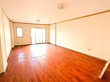 Apartments For rent in Ganaklis, Alexandria, 125 sqm