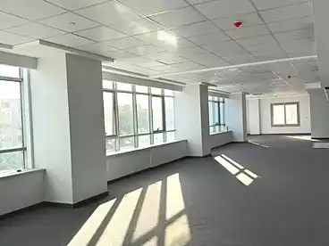 في شارع 206، دجلة، 600 متر