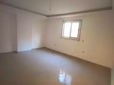 شقق للبيع في شارع العشرين، حدائق حلوان، 150 متر