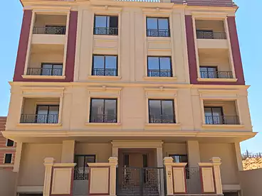Apartments For sale in Second Neighborhood, Bait El Watan, 134 sqm