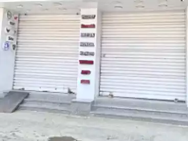 Shops For rent in Street 9, Al Hadaba Al Olya, 185 sqm