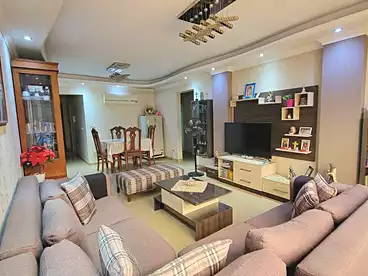 Apartments For sale in El Khalafwai, Shoubra, 100 sqm
