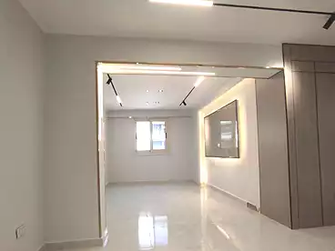 Apartments For sale in Iskandar Ibrahim St., Miami, 130 sqm