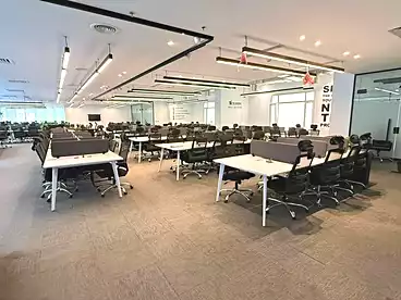 in Southern 90th St., 90th Street, 1500 sqm