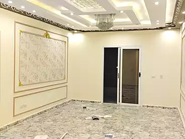 في اللوتس الجنوبيه، اللوتس، 165 متر